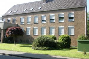 Bürgerhalle von Außen